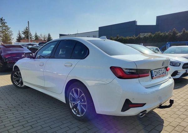 BMW Seria 3 cena 99900 przebieg: 205000, rok produkcji 2019 z Nowa Sól małe 232